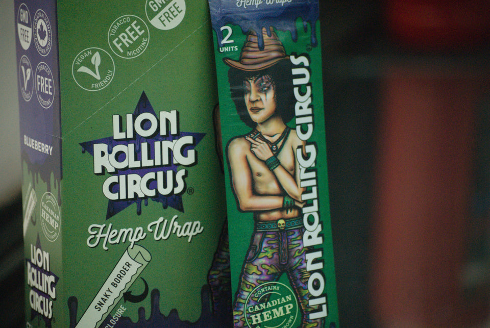 Lion Rolling Circus Blunt